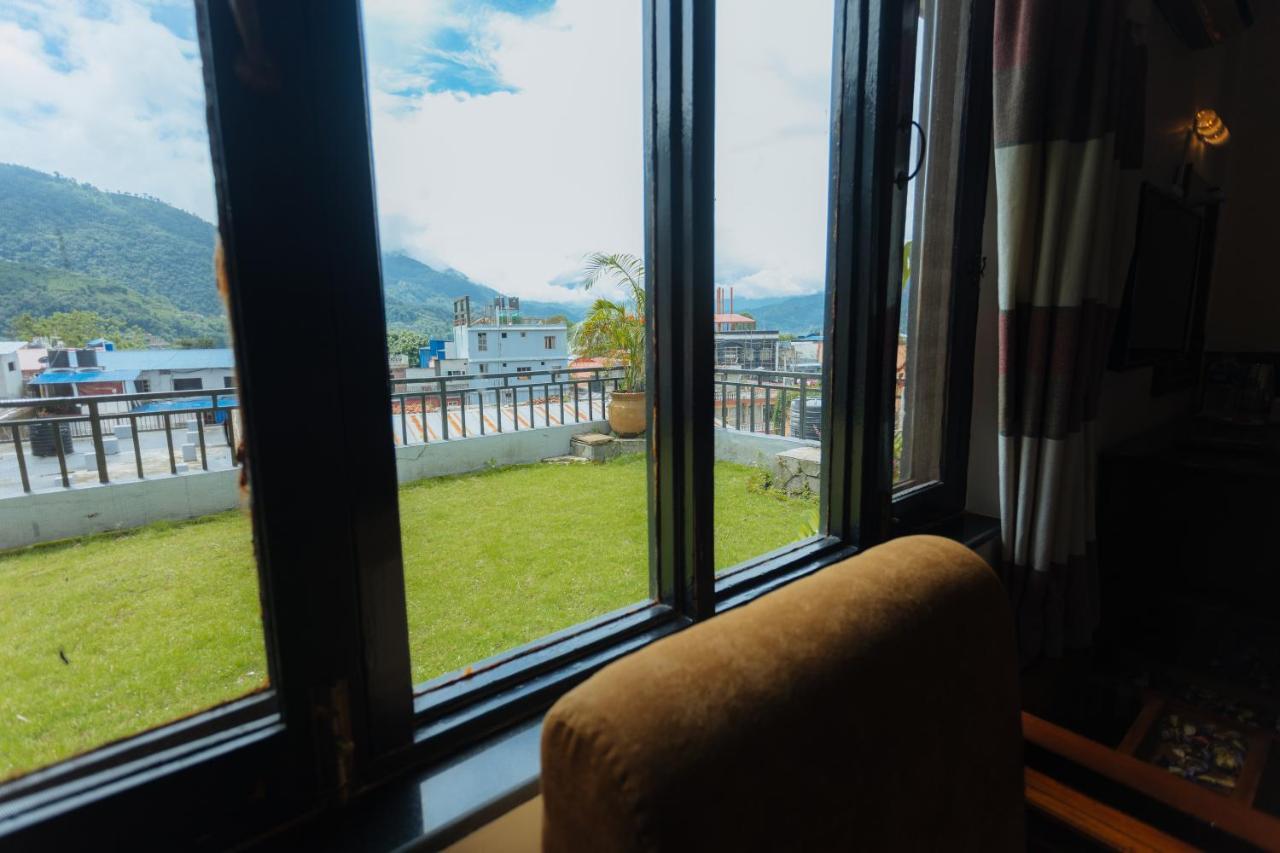Hotel Tulsi Pokhara Exteriör bild