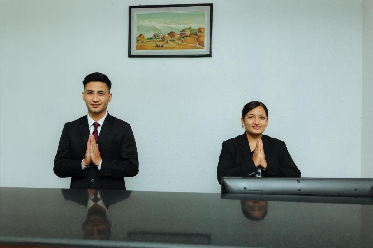 Hotel Tulsi Pokhara Exteriör bild