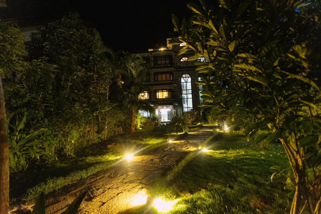 Hotel Tulsi Pokhara Exteriör bild