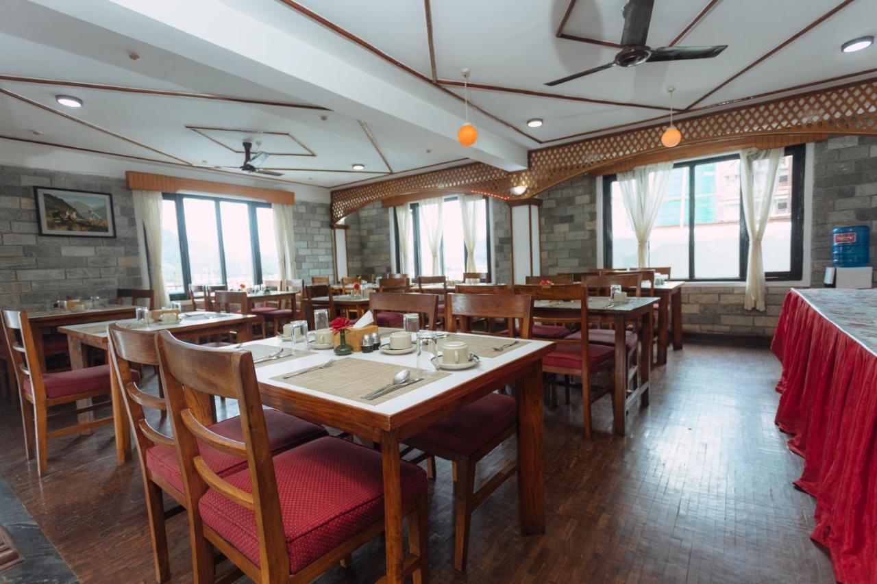 Hotel Tulsi Pokhara Exteriör bild