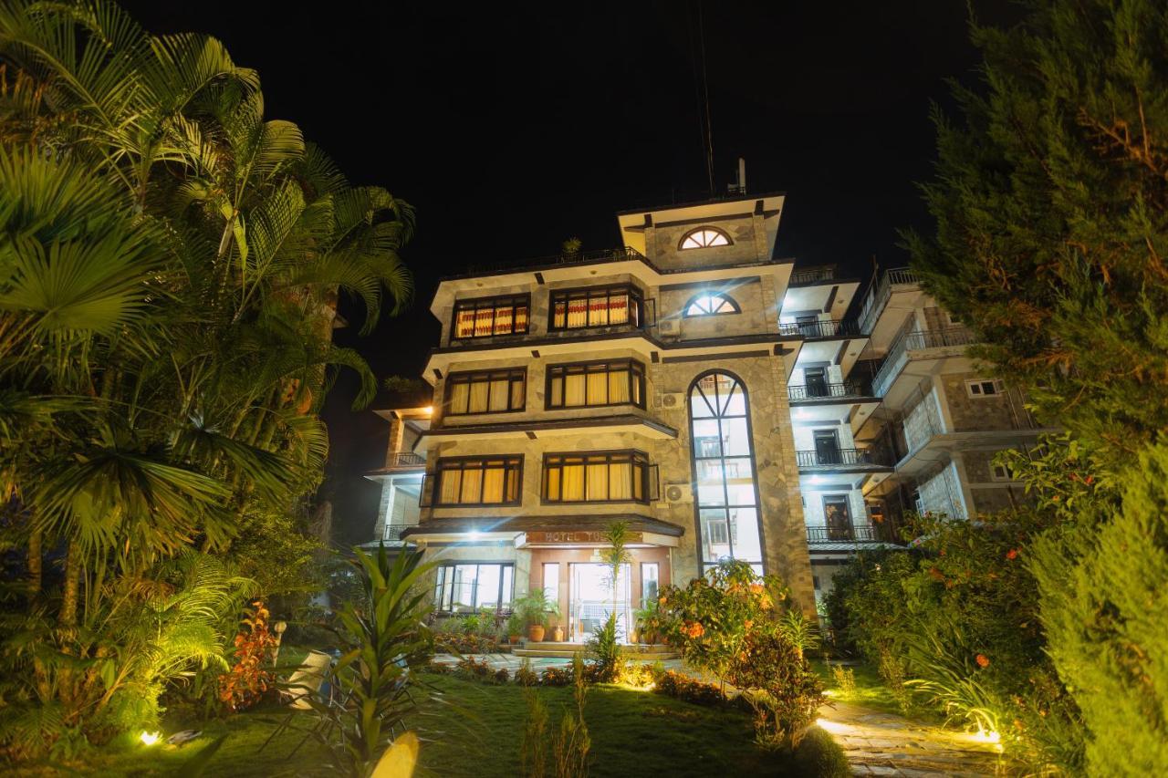 Hotel Tulsi Pokhara Exteriör bild