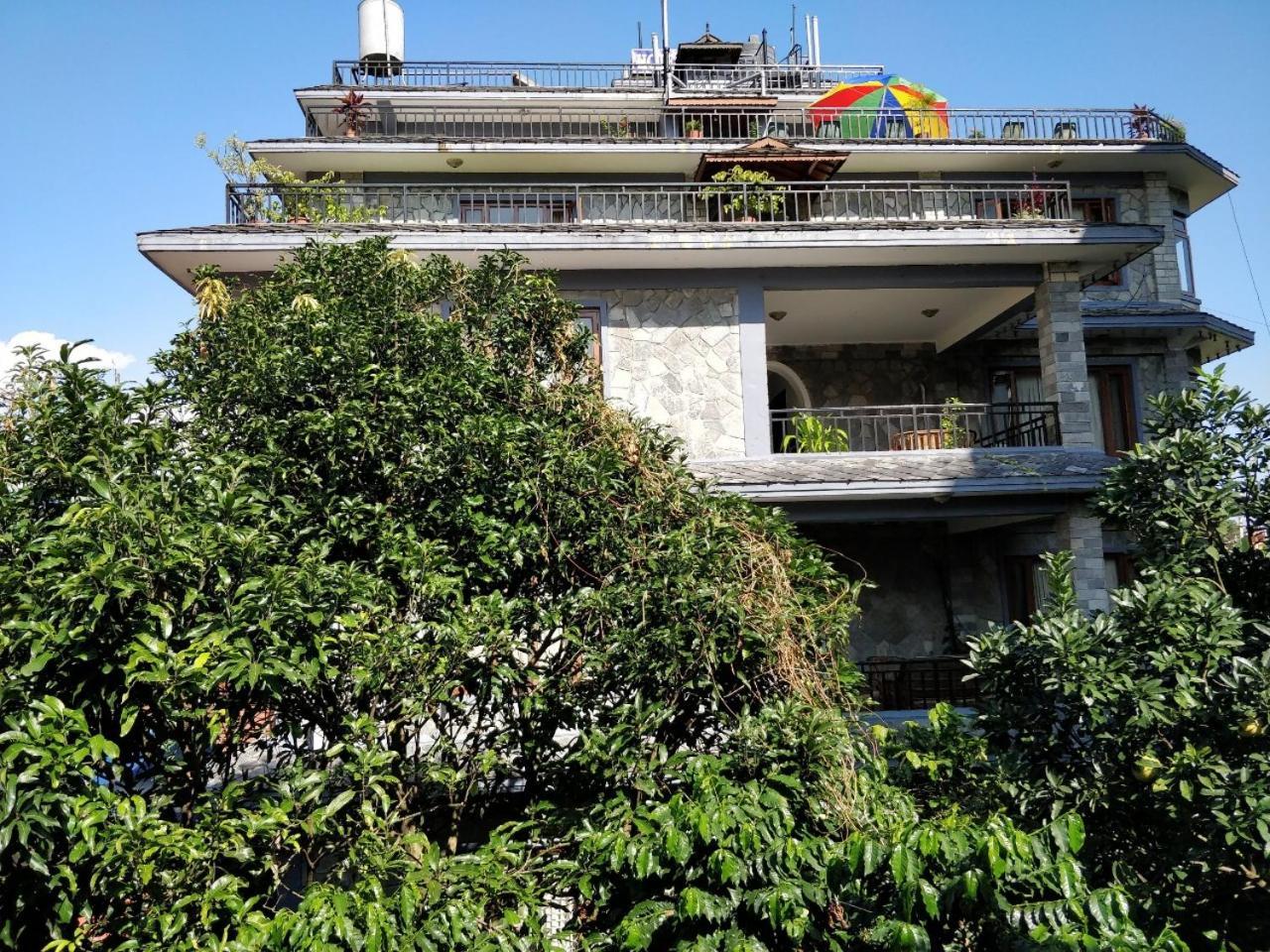 Hotel Tulsi Pokhara Exteriör bild